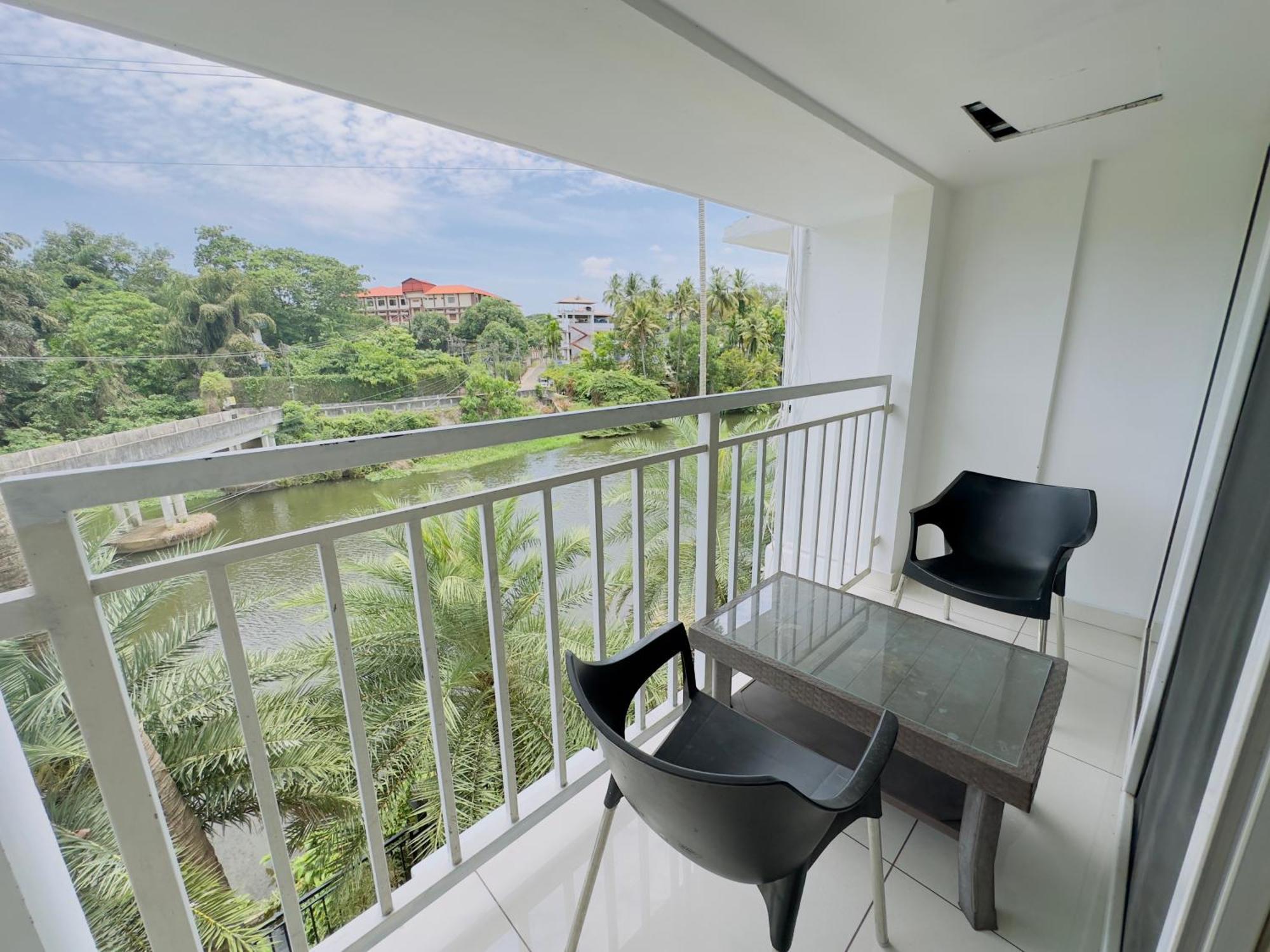 Hotel Lets Stay Kochi Exterior foto