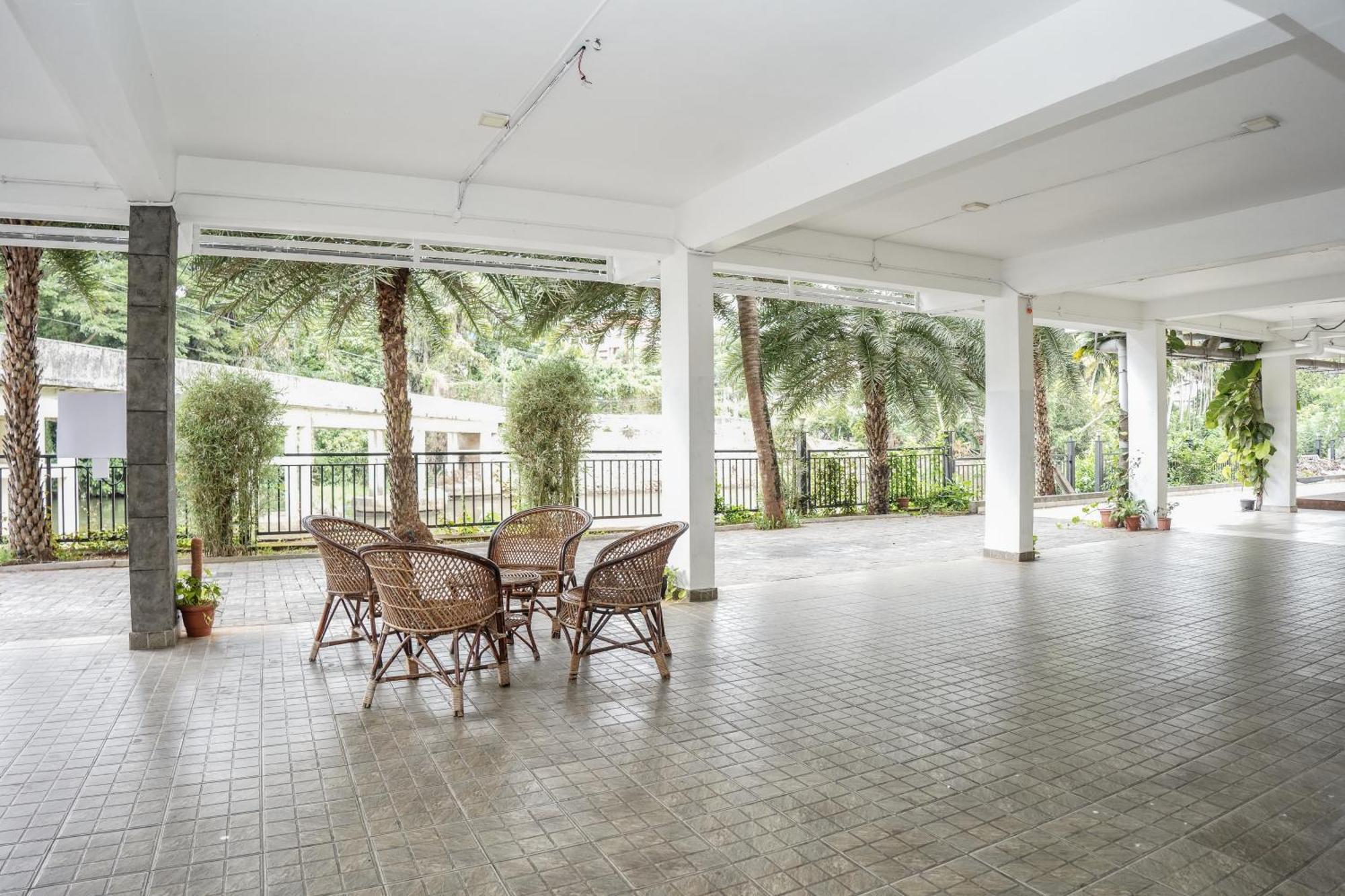 Hotel Lets Stay Kochi Exterior foto